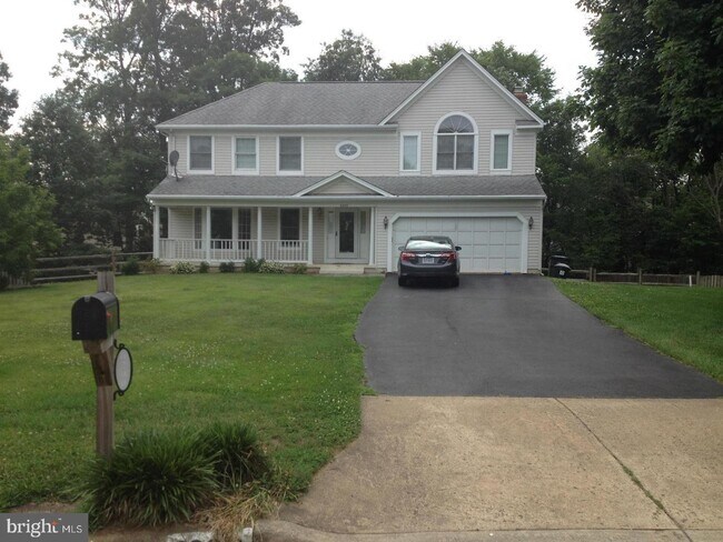 Building Photo - 6200 Stonehunt Pl