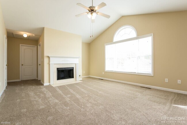 Building Photo - 6355 Queensdale Dr