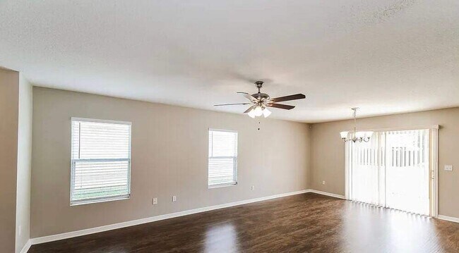 Building Photo - 3812 Ellaville Ct