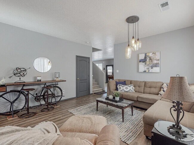 Foto del edificio - 3538 Red Canyon Dr NE