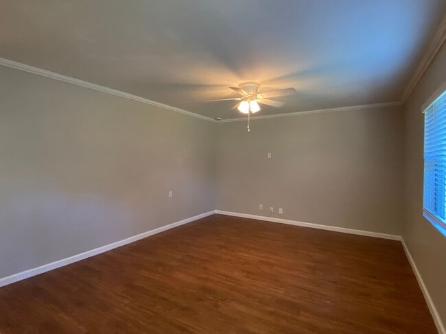 Building Photo - 2BD/1BA Remodeled Single-Family Home in Umatilla!