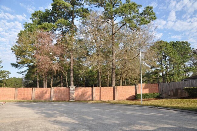 Foto del edificio - 12229 Medina Lake Dr