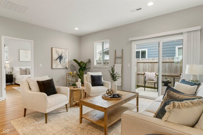 Building Photo - 6737 Bridle Wy