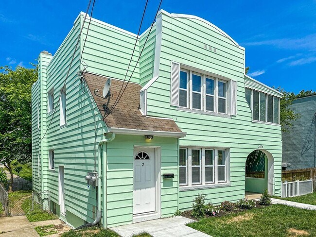Foto del edificio - 2576 Duck Creek Rd