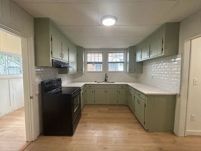 Foto del edificio - 1614 43rd Street Ensley