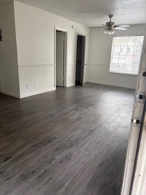 Building Photo - 1300 Parker Ln