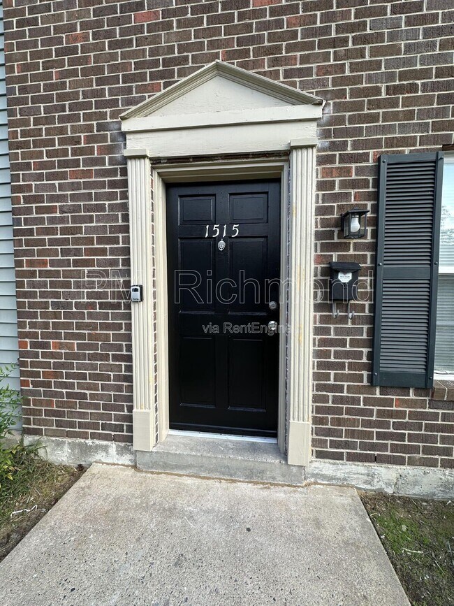 Foto del edificio - 1515 Stowmarket Ct