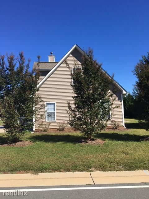 Building Photo - 3 br, 2.5 bath House - 880 Trillium Ln