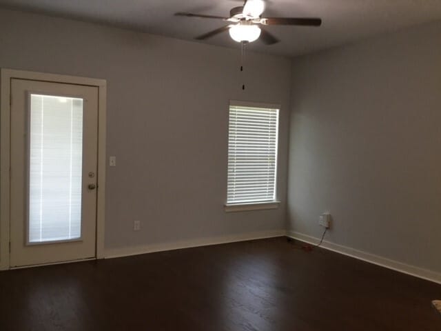 Building Photo - 3802 SW Peachwood Dr