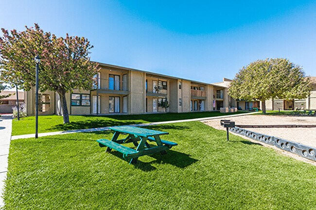 Foto del edificio - Willow Ridge Apartments