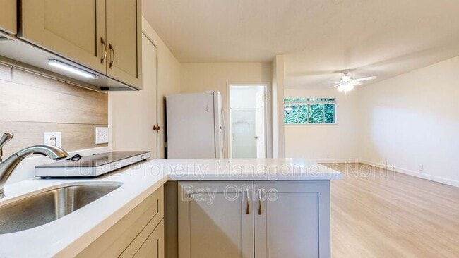 Building Photo - 4634 Bridle Trail