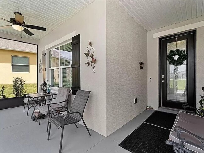 Building Photo - Executive home located in the Glen in Frui...