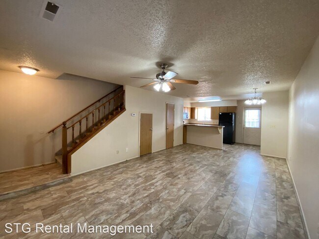 Building Photo - 2 br, 1.5 bath House - 980 N. 1725 St. W. #45