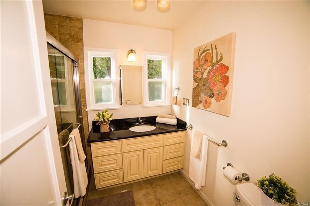 Foto principal - 325 Laurel Ave