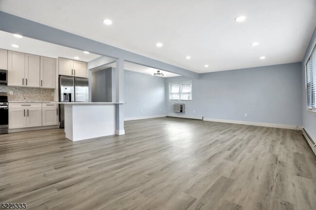 Building Photo - 2534 Spruce St