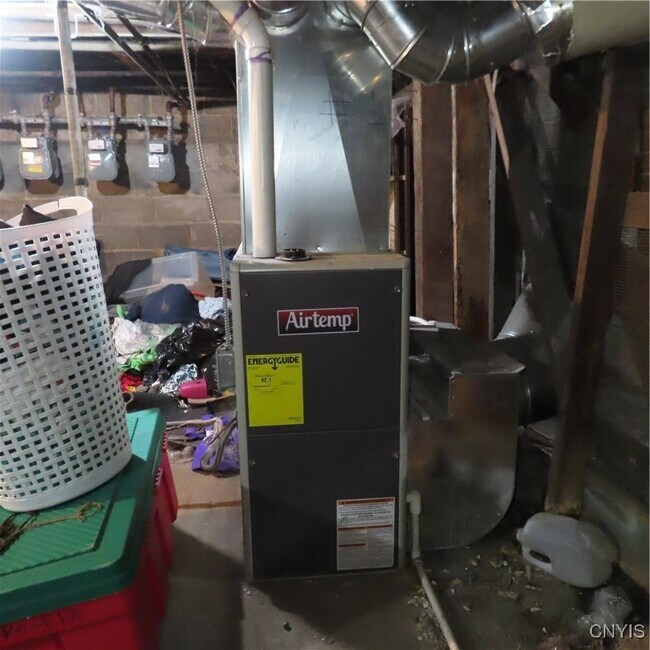 Foto del edificio - 540 Teall Ave