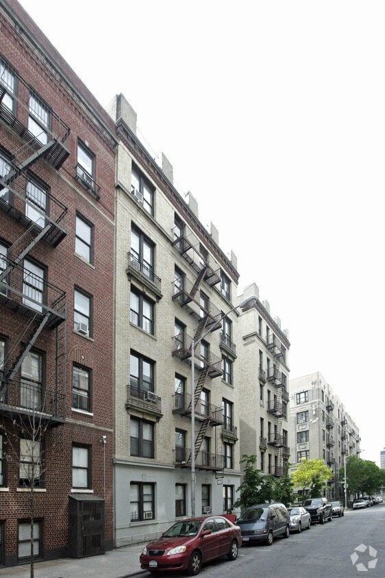Foto del edificio - 803 W 180th St