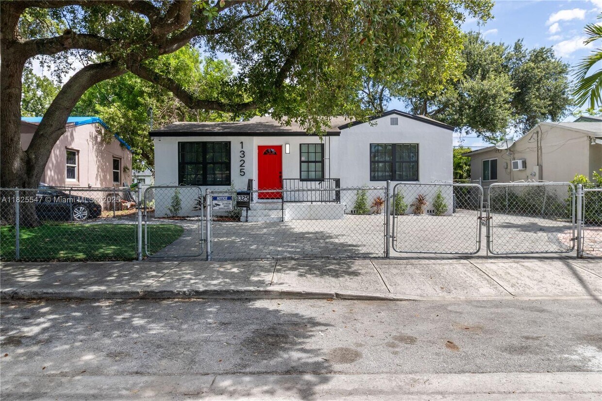 Foto principal - 1325 NW 51st St