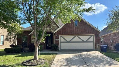Building Photo - 5609 Centeridge Ln