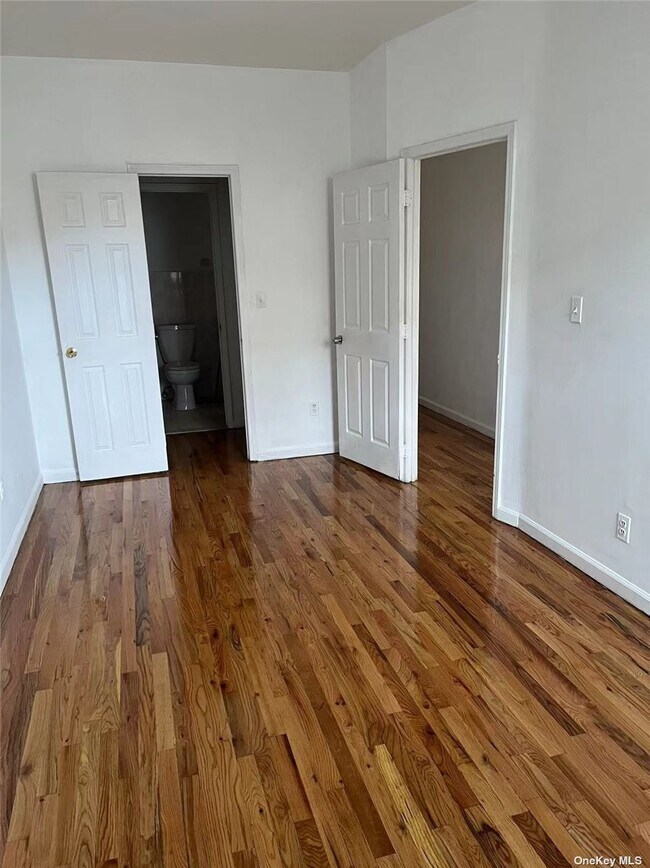 5917 Xenia St, Queens, NY 11368 Room for Rent in Queens, NY