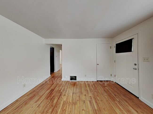 Building Photo - 5908 N Cannon St