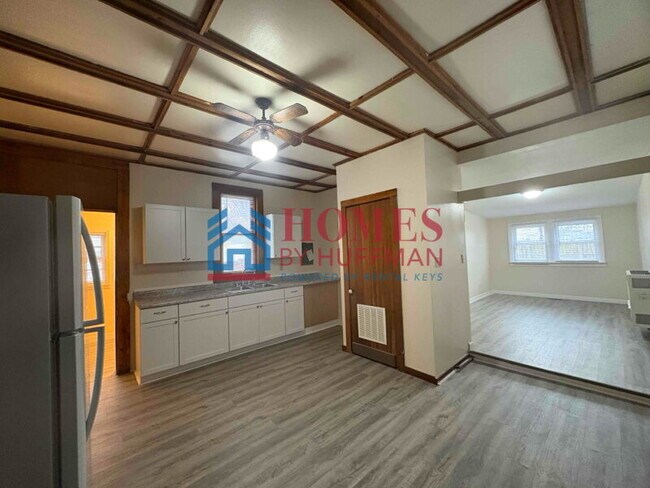 Foto del edificio - Three Bedroom House | Move In Ready!