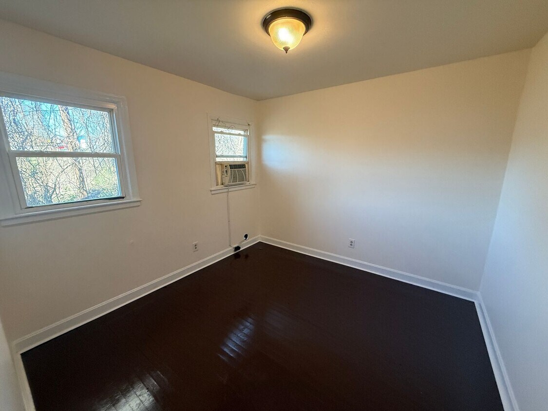 Foto del edificio - 2 Bedroom Duplex in Enderly Park