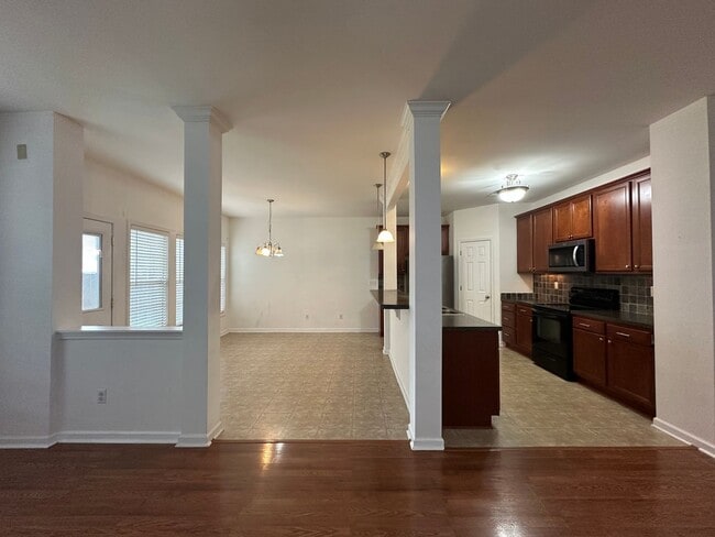 Building Photo - COMING SOON! Beautiful, Spacious 3 BR Home...