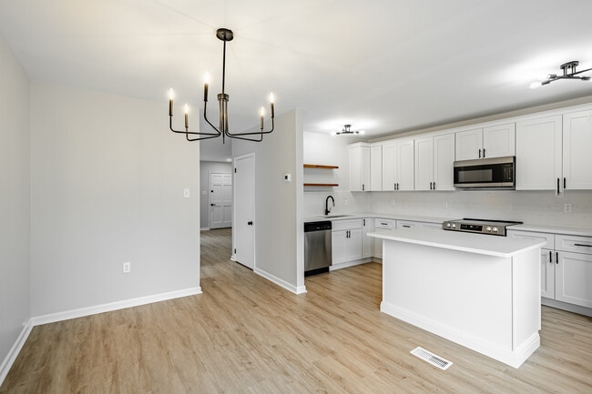 Building Photo - 61 Pennsylvania Ave