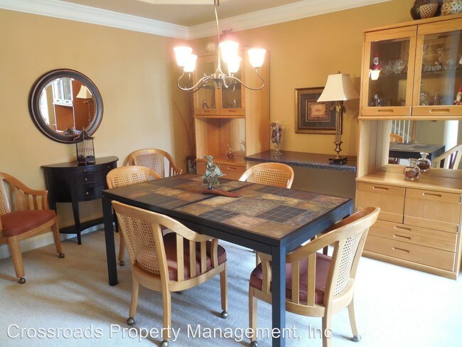 Foto del edificio - 849 Huntington Pl