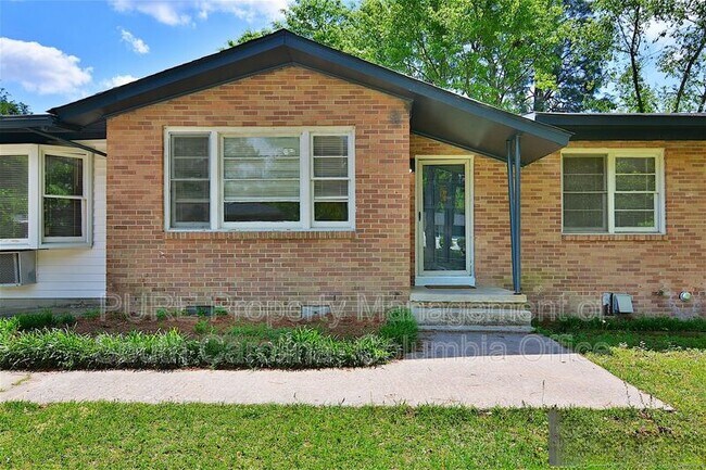 Building Photo - 1906 Woodfield Dr