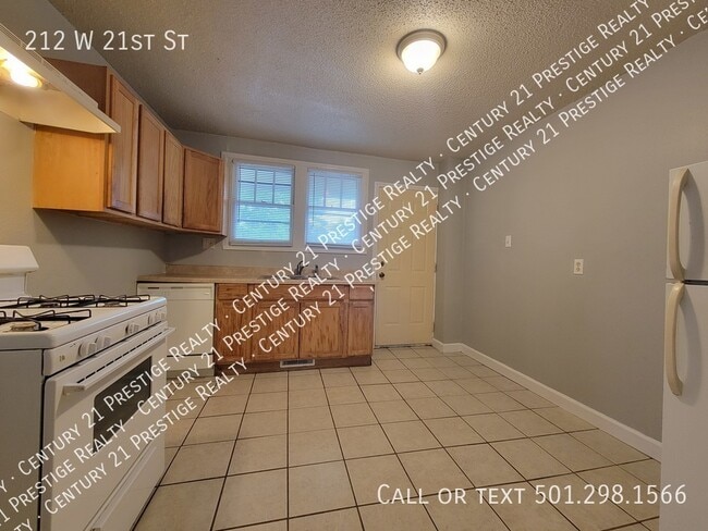 Foto del edificio - 212 W 21st St