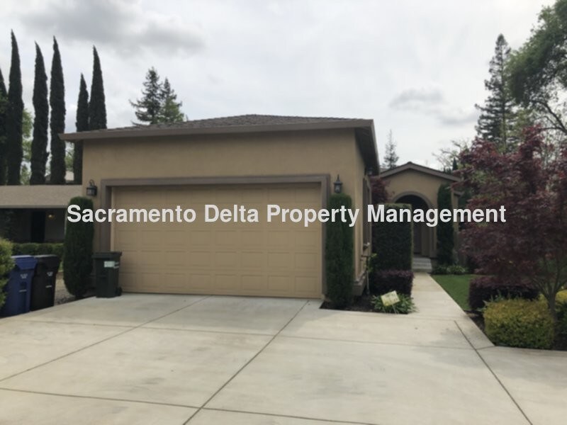 Foto principal - 5000 Cypress Ave