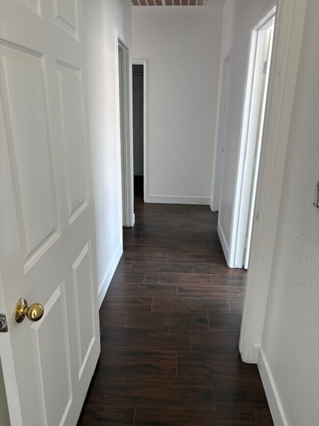 Foto del edificio - One story home with 3 bedrooms and 2 bath