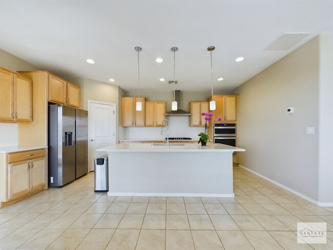 Building Photo - Two Story Pulte Townhouse Available July 1...