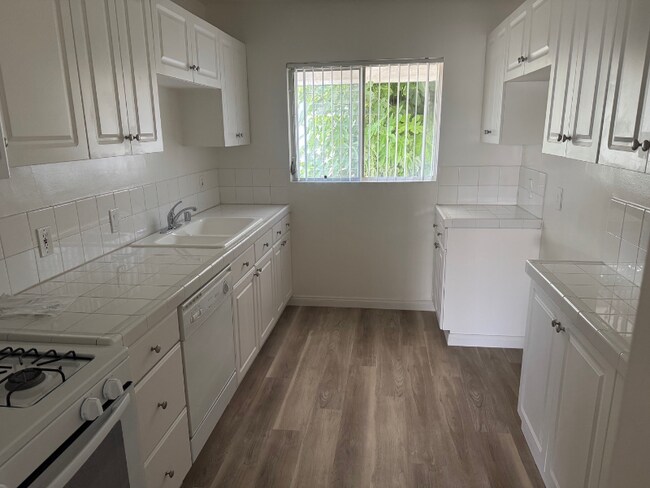 Foto del edificio - 4438 Murietta Ave