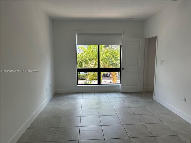 Building Photo - 8265 NW 41st St