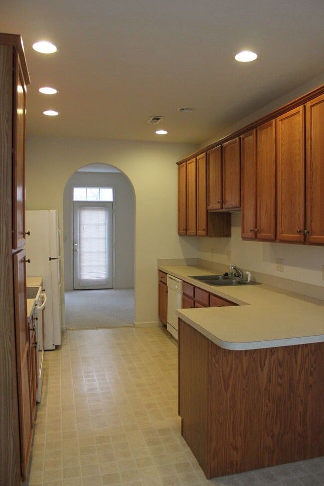 Foto del edificio - 1410 Verdant Spring Ln