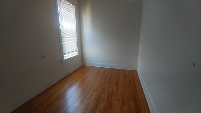 Building Photo - 3425 W Monroe St