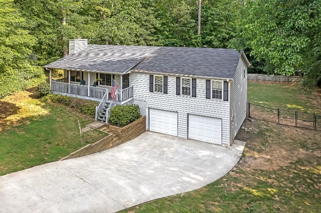 Building Photo - 2260 Lexington Way