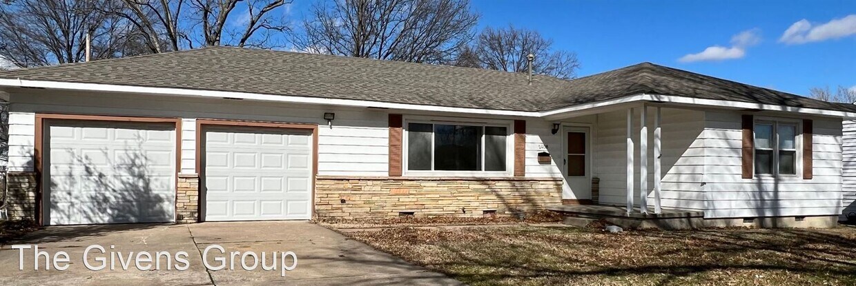 Foto principal - 3 br, 2 bath House - 2408 Canterbury