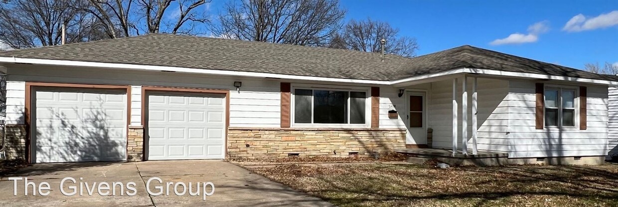 Primary Photo - 3 br, 2 bath House - 2408 Canterbury