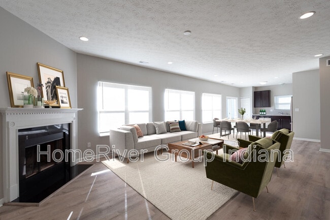 Foto del edificio - 7905 Housefinch Ln