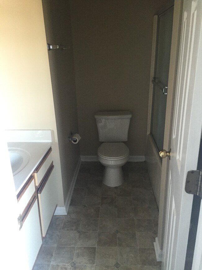 1822 Chandler Rd, Statesboro, GA 30458 Condo for Rent in Statesboro