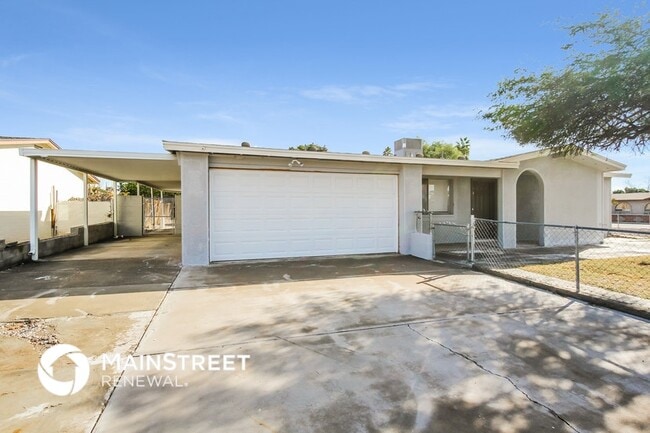 Building Photo - 5501 N 68th Ave