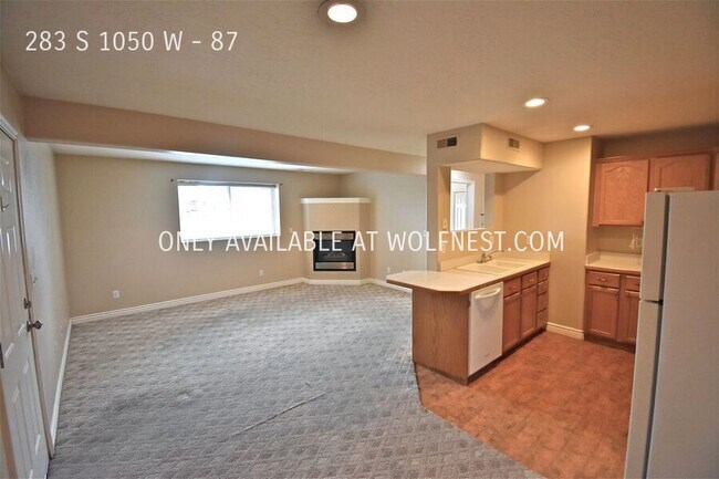 Foto del edificio - Fantastic 3 Bed Provo Condo! No Deposit Op...