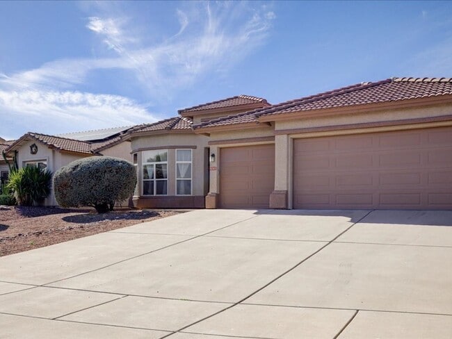 Building Photo - Ready Living: Solar Panels, EV Charging & Open-Concept Design!