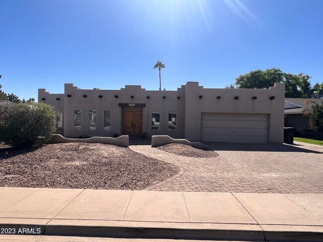 Foto del edificio - 1521 E Fairfield St