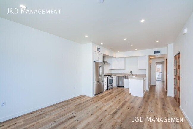 Foto del edificio - Luxury Apartment in Mission Hills w/ Parki...