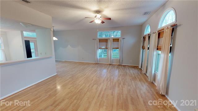 Building Photo - 3013 Swanquarter Dr